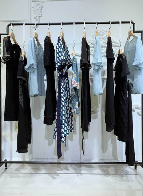 高臺2020年專柜下架品牌折扣女裝批發 走份模式的服裝服飾新商機